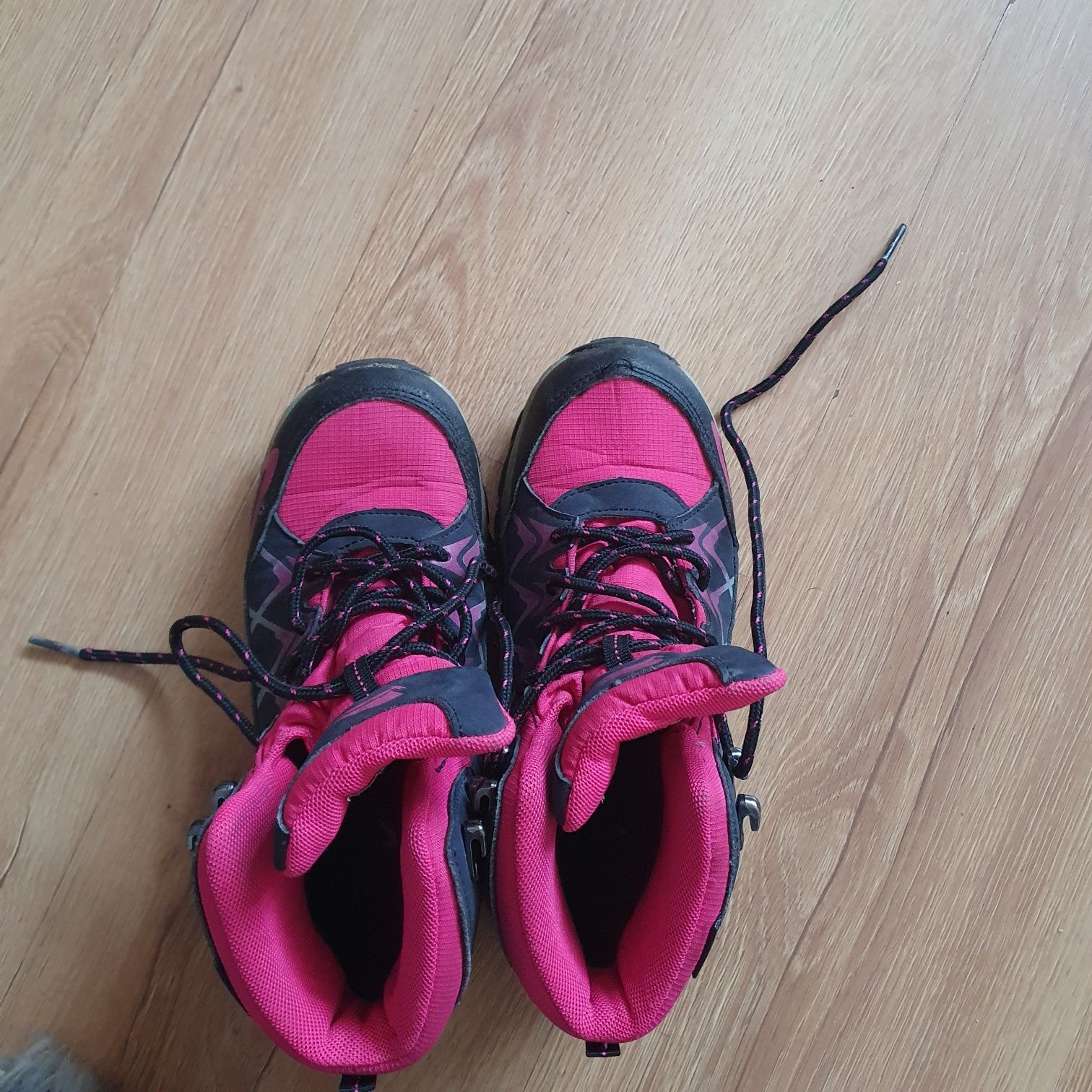 Buty na zimę  i na wiosnę bardzo  wygodne