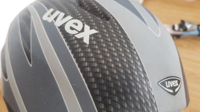 Kask narciarski UVEX rozmiar 49 do 54 cm