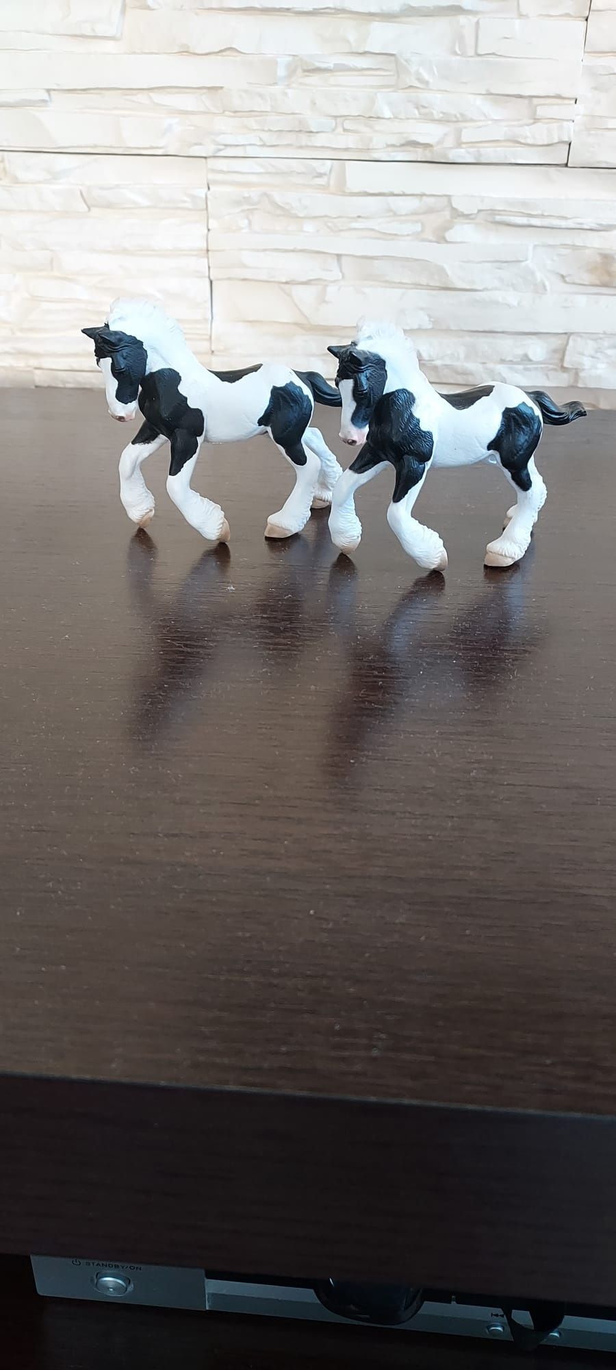 Figurki koni Colecta