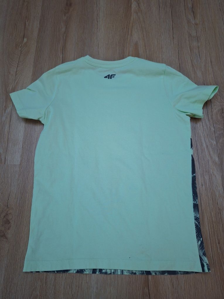 T-shirt 4F rozm. 146