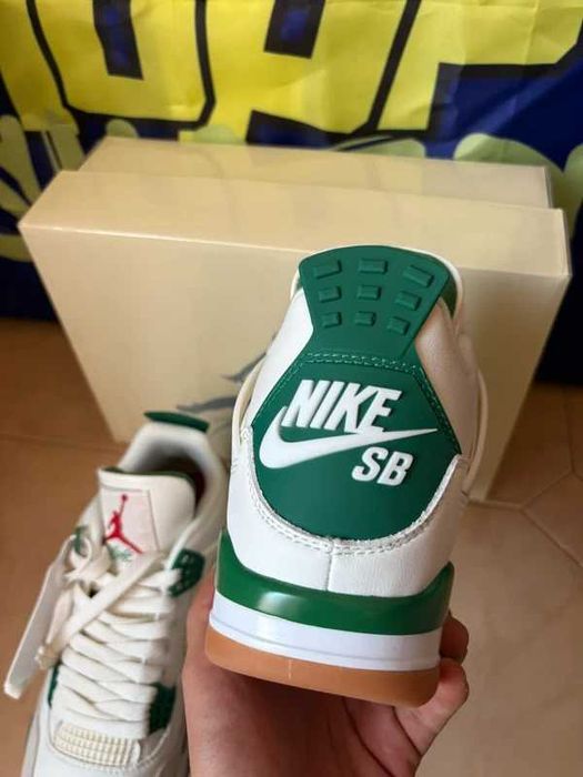 buty_Jordan_4_Green_Pine_Śniegowce/ Rozmiar.42