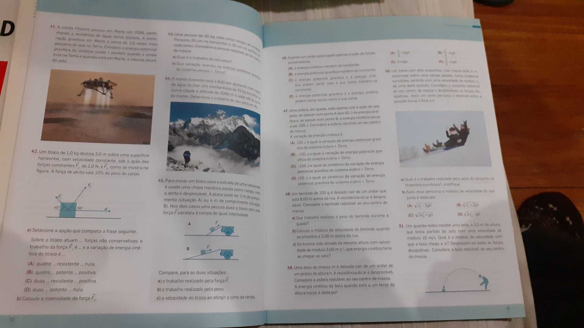 Manual e Caderno de atividades Física 11º ano Texto