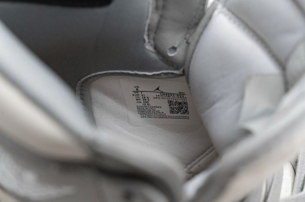 Nike Jordan novos na caixa