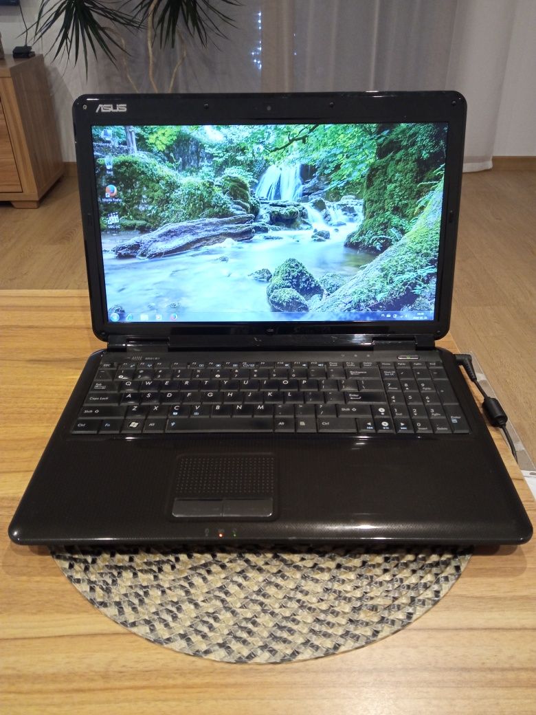 Laptop Asus K50 IJ