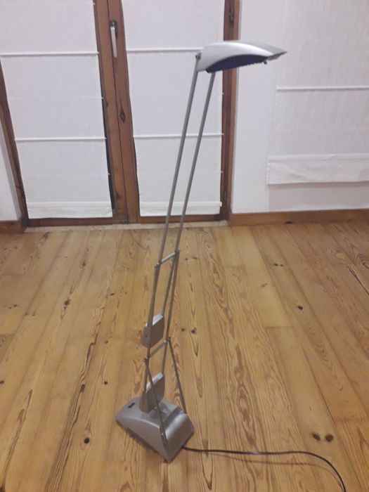 Candeeiro de escritório