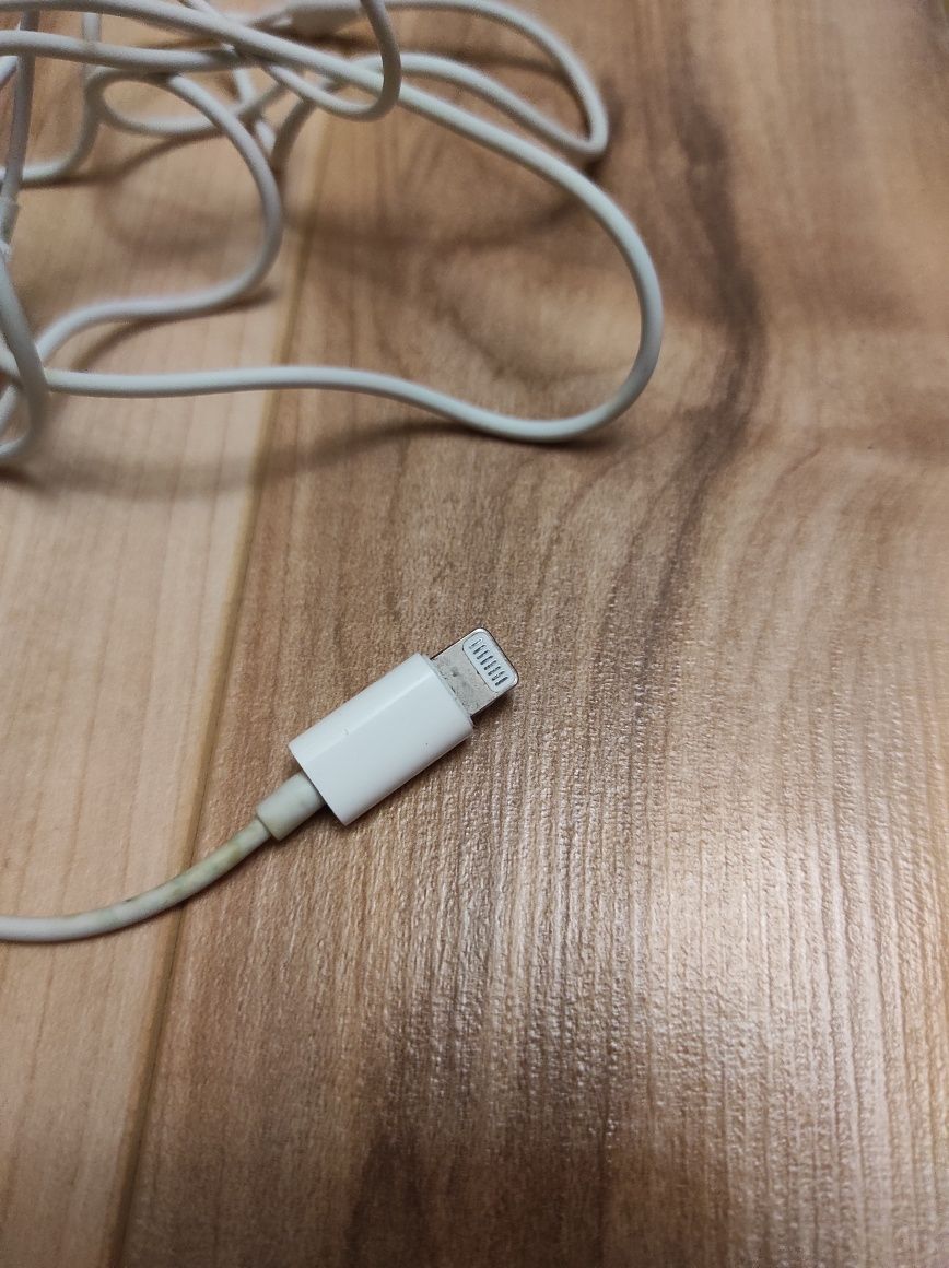 Наушники EarPods Lightning