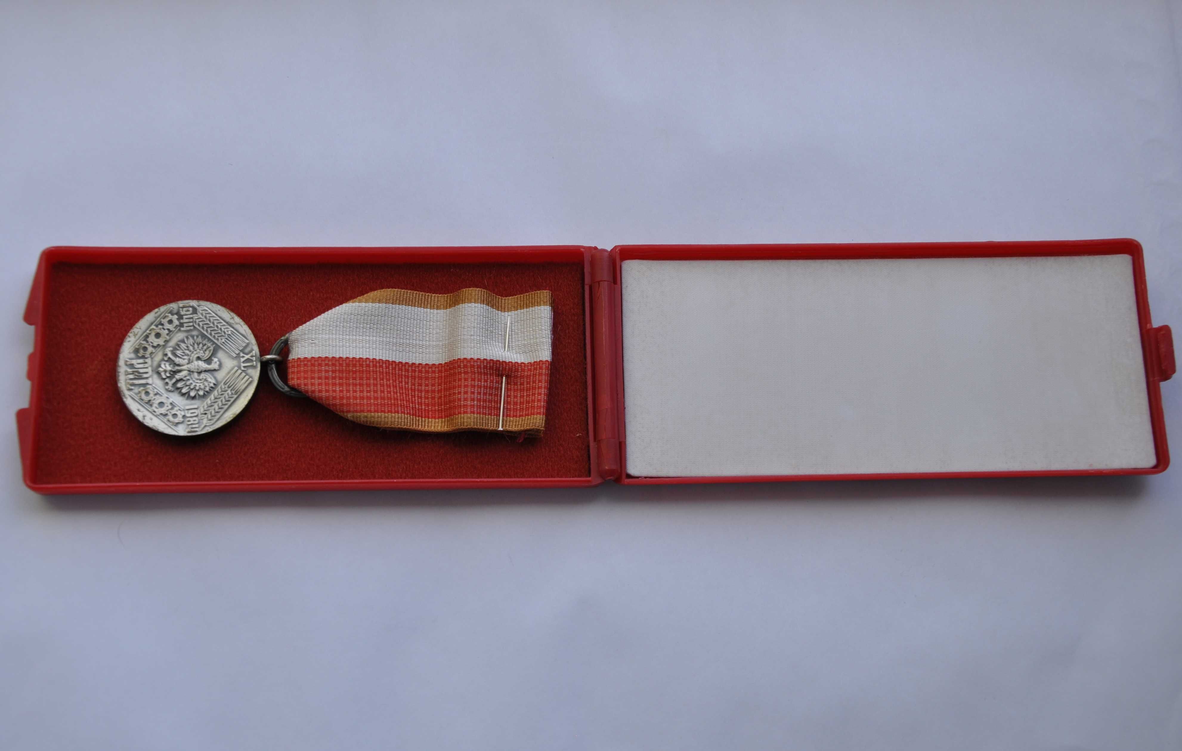 PRL, Medal 40-lecia Polski Ludowej