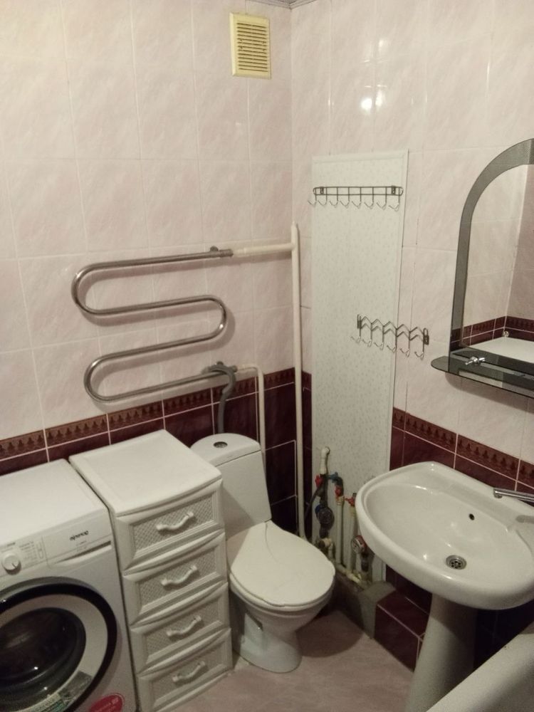 Продам двокімнатну квартиру на Ближньому Замості по вул. О. Дов