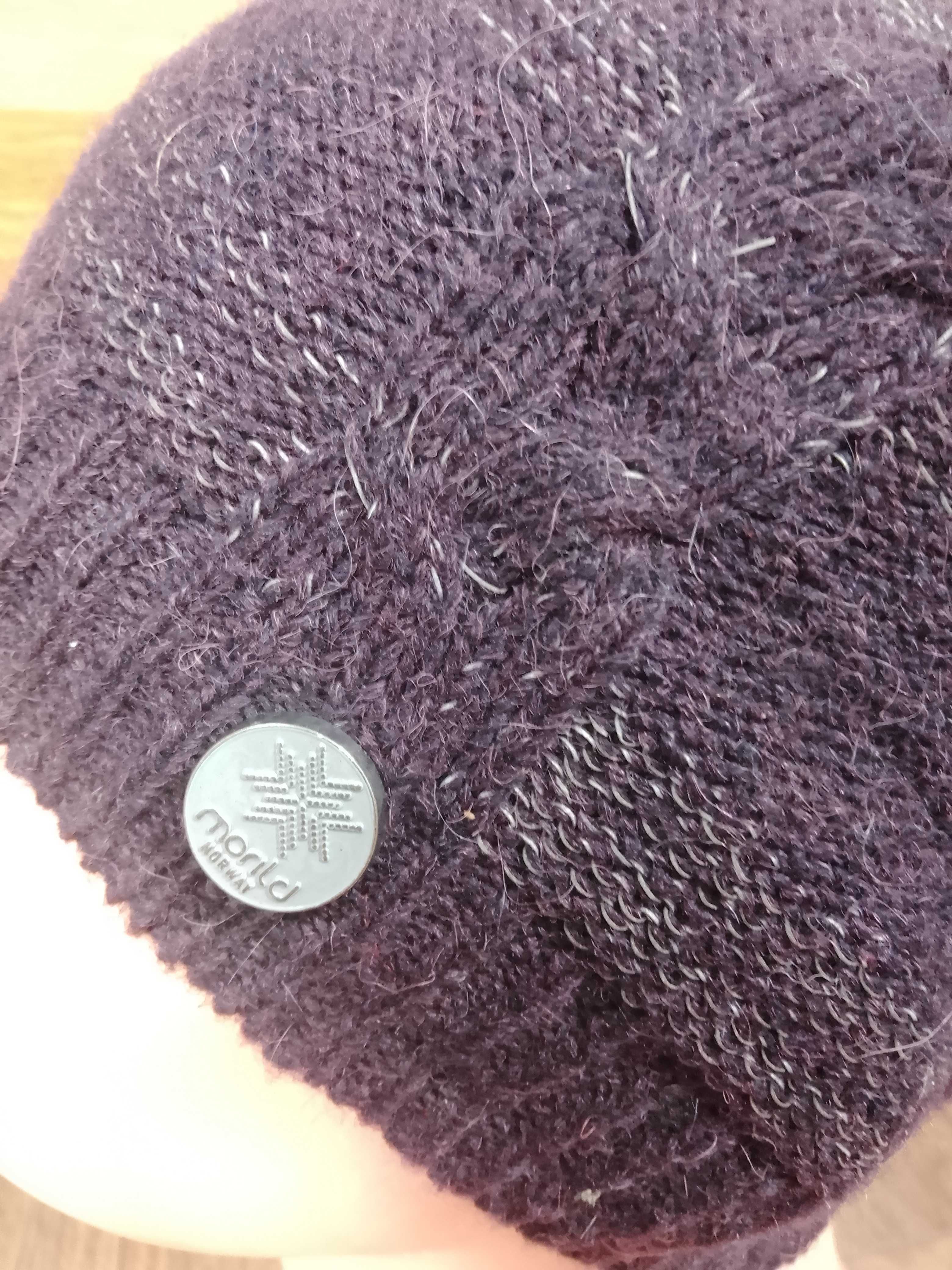 Morild of Norway wełniana ciepła czapka zimowa odblaski