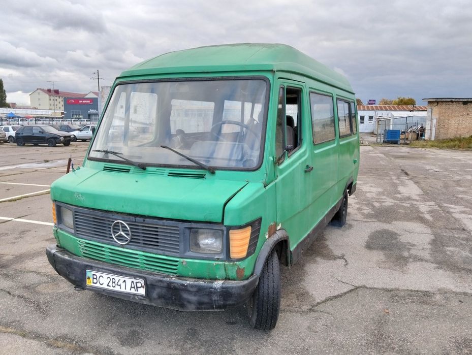 Продам Мерс Т1 на 2.3 мотори