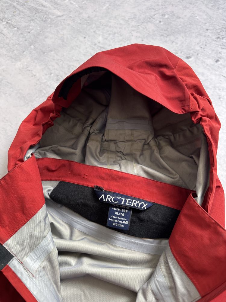 Чоловіча куртка вітровка Arcteryx Gore-tex XCR розмір XL
