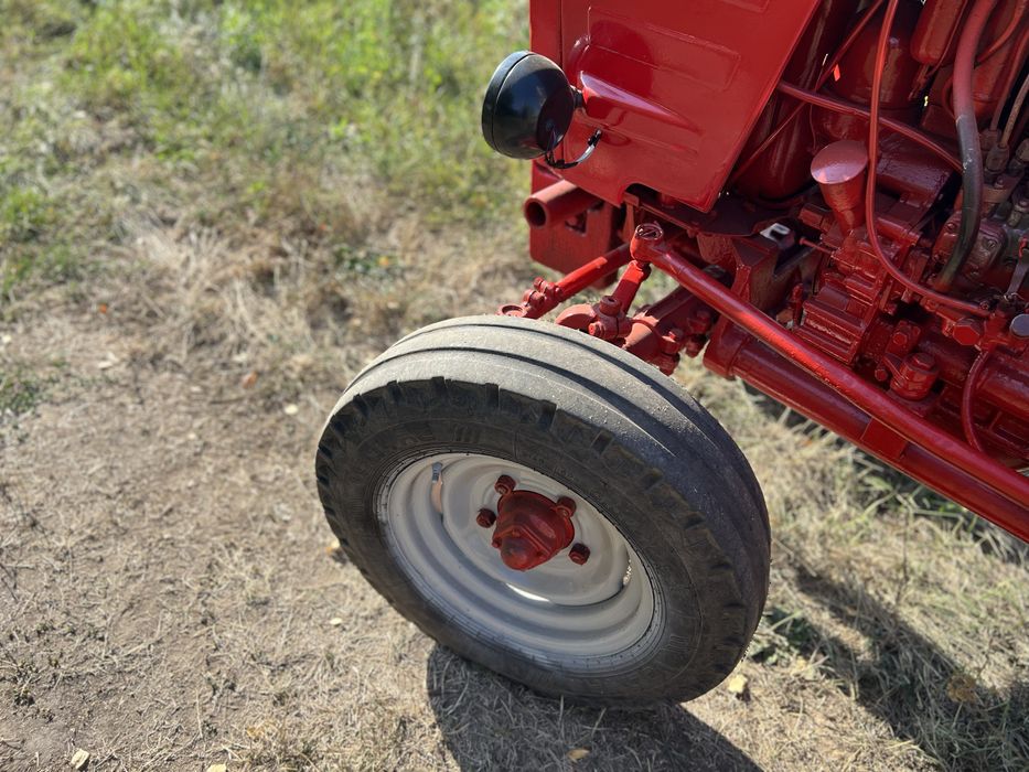 Продам трактор т 25