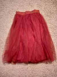 Nowa śliczna spódniczka czerwona z ozdobnym pasem w r 158