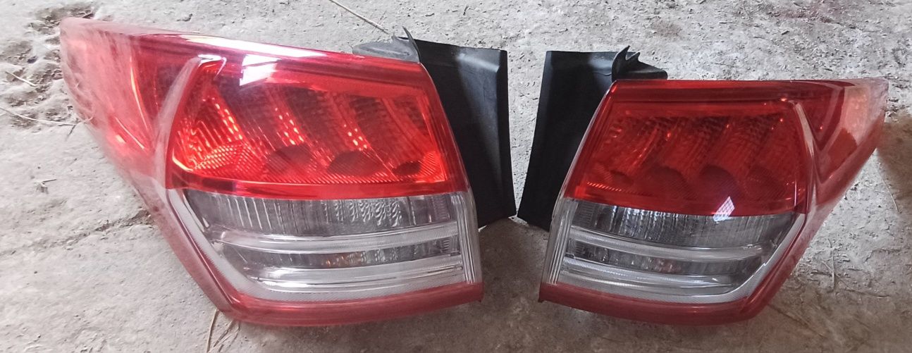 Lampy lewa lub prawa do Ford Kuga Mk 2