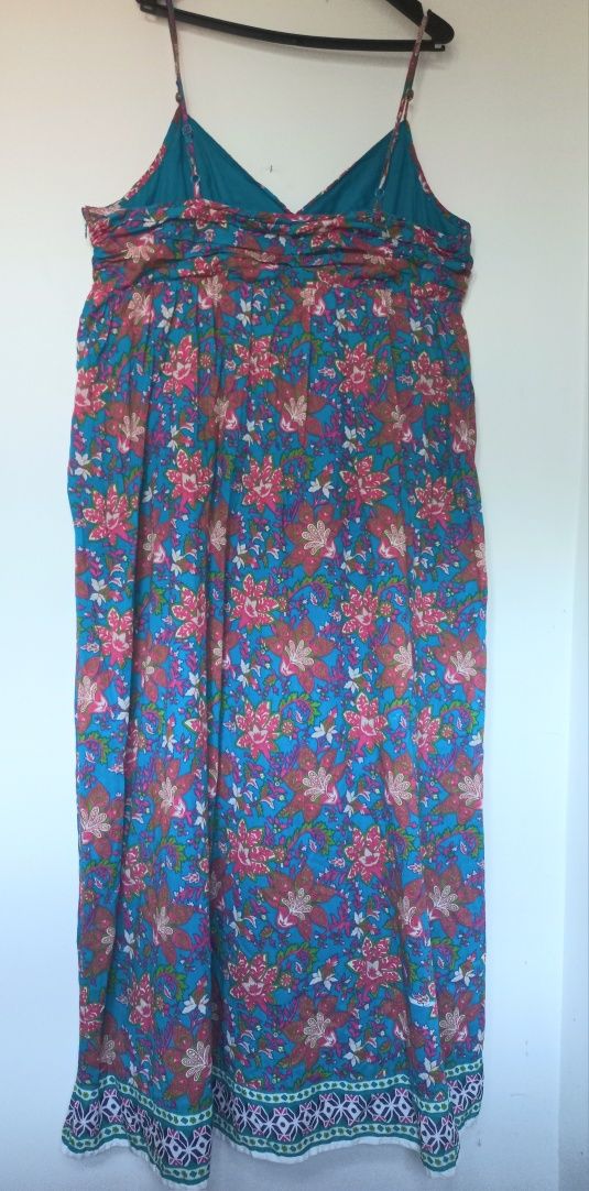 Letnia długa sukienka plus size