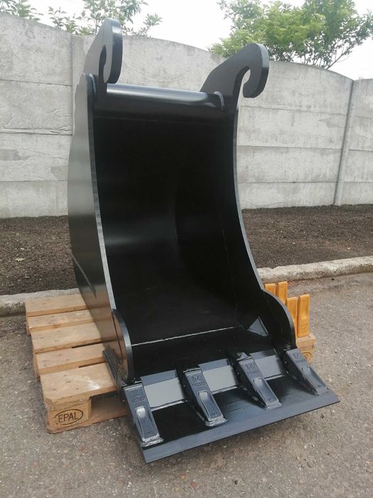 NOWA ŁYŻKA KOPIĄCA 600-700mm z nakładką 8500 zł Netto