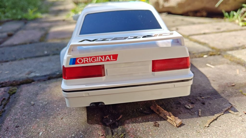 Samochód zdalnie sterowany model BMW E30 M3 do Driftu z serii classic