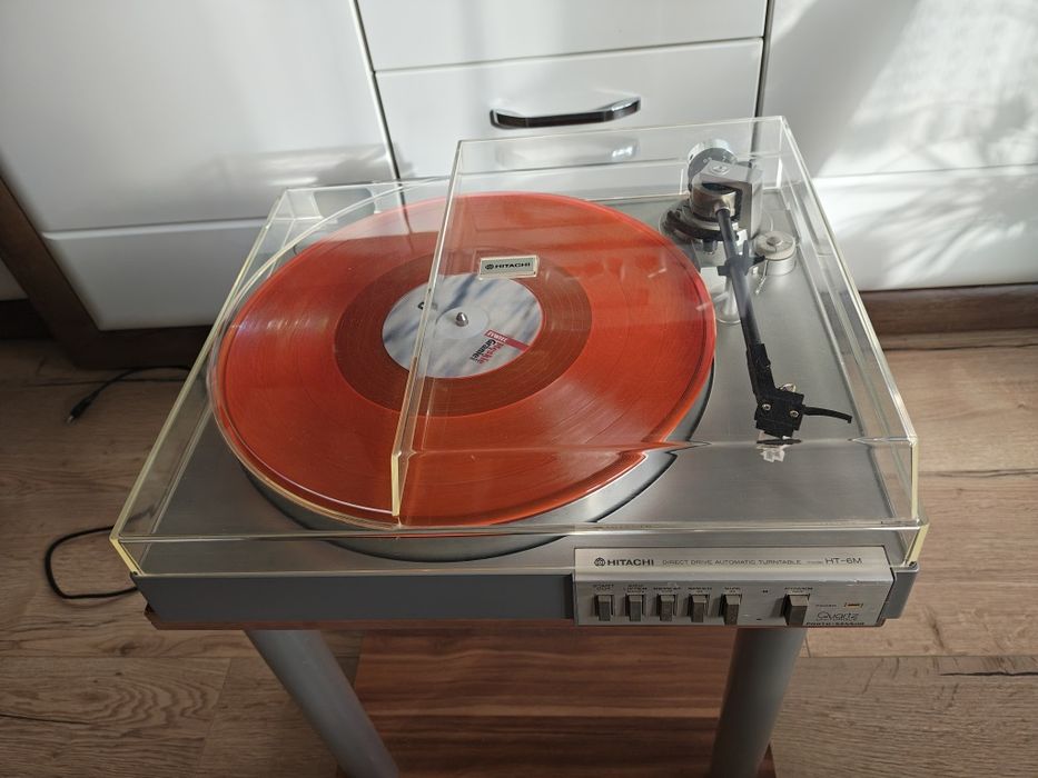 Japoński gramofon Hitachi  automatic HT-6M Direct drive Vintage 80r