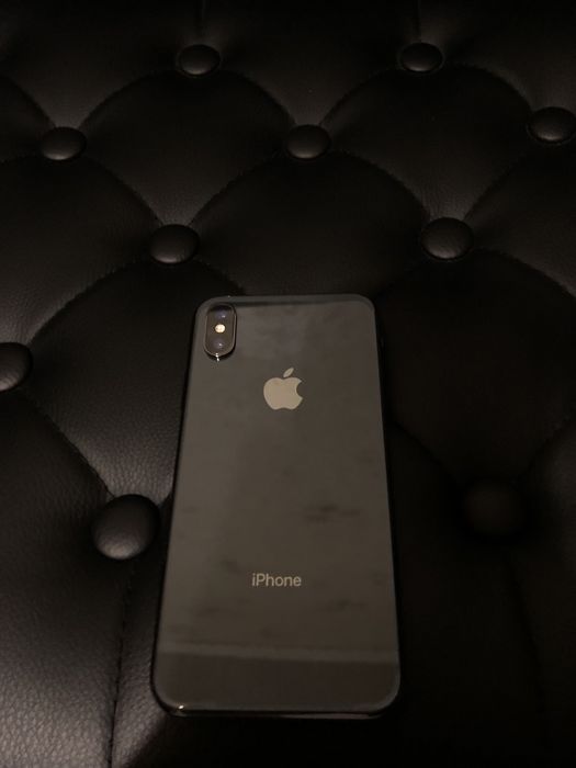 Iphone x   на.  64GB