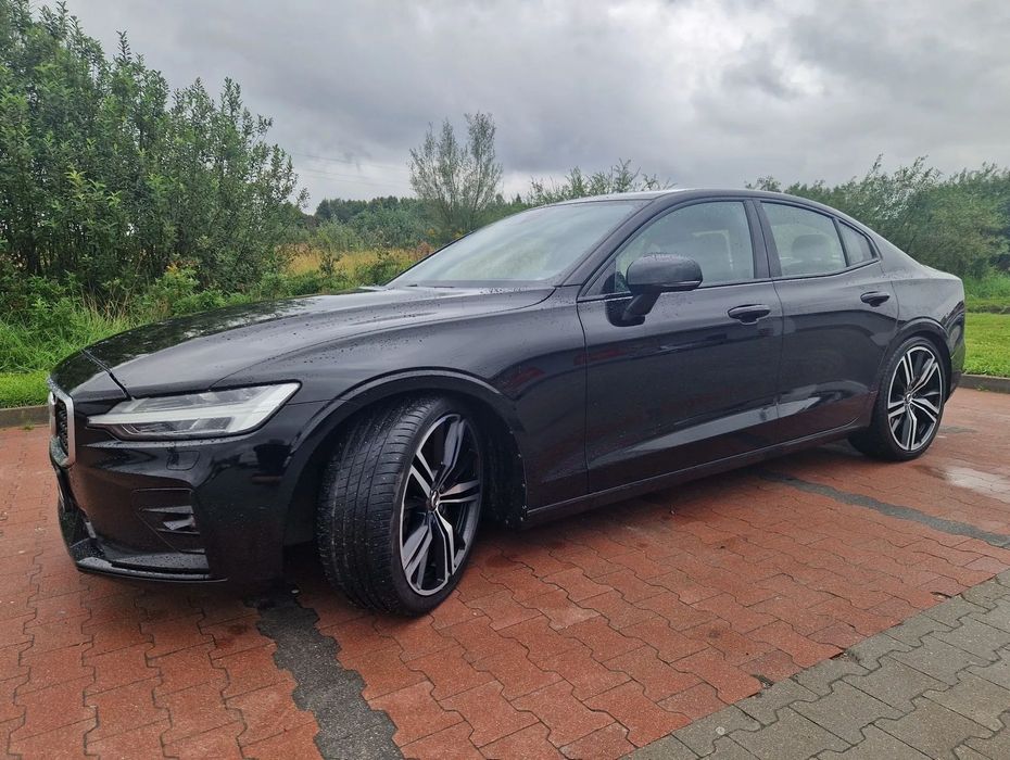 Volvo S60 VOLVO S60 T5 R-Design