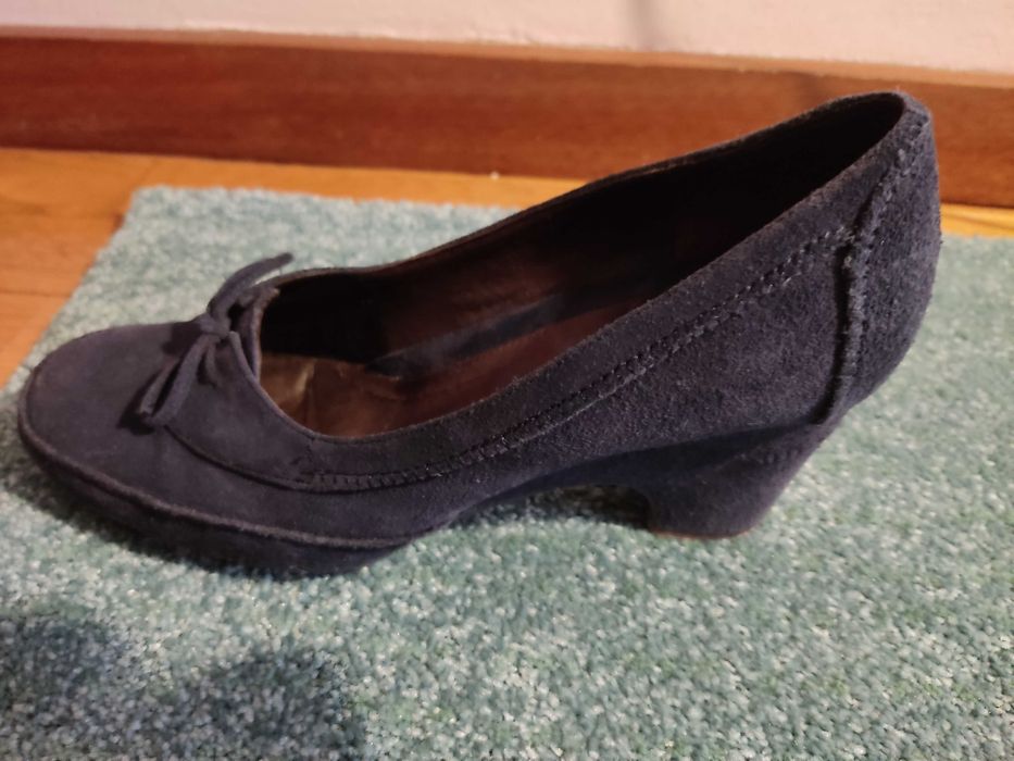 Sandálias, sabrinas e havaianas T. 39 e 40