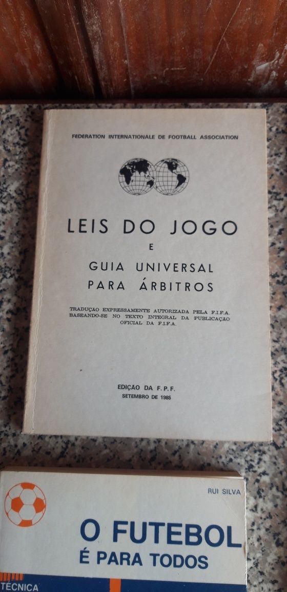 Conjunto de Livros Futebol/Curso Treinadores