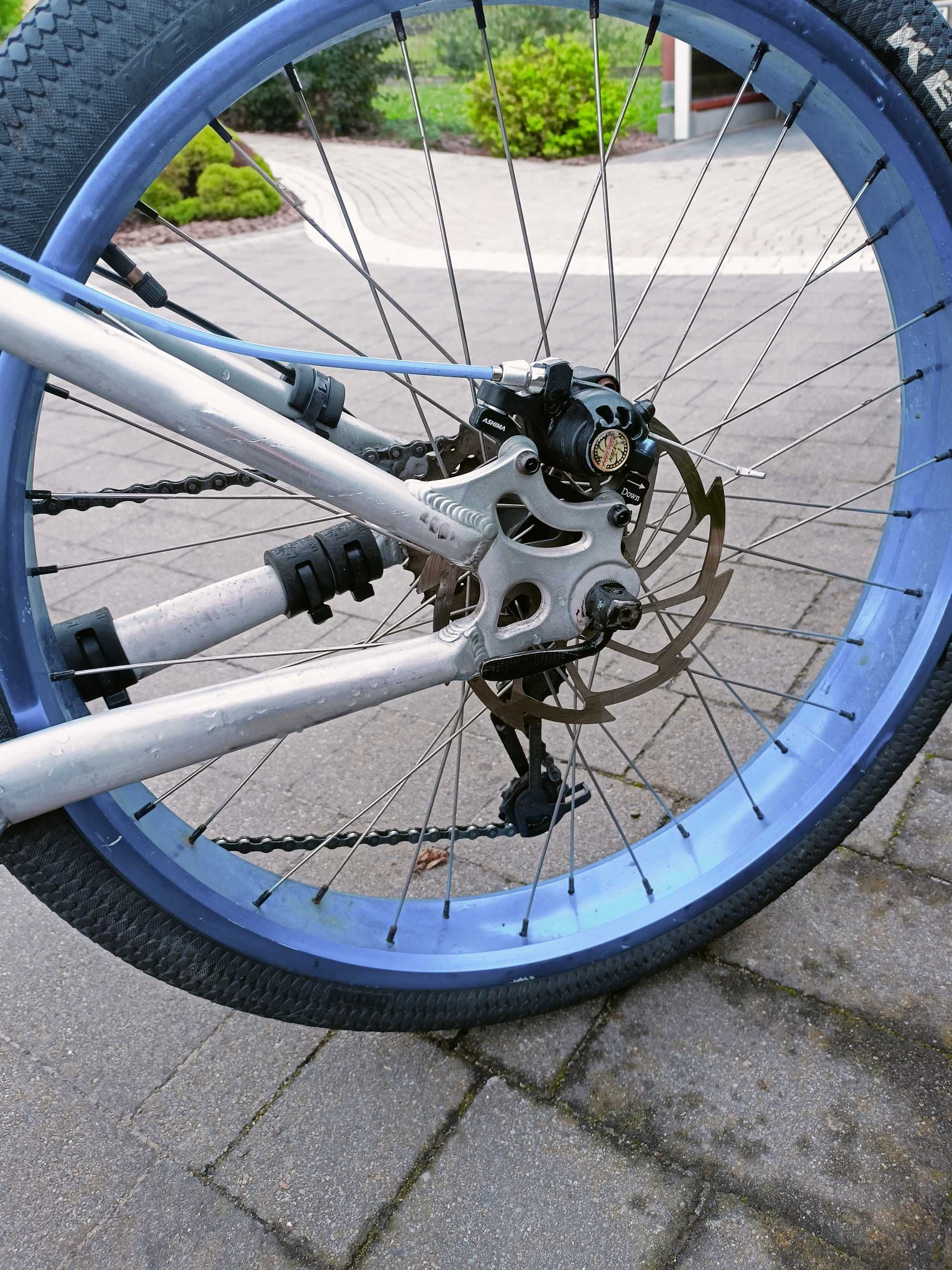 Unikatowy rower z szerokimi oponami CUSTOM