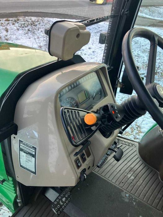 John Deere 5820 Power Quad 40Km/h Pneumatyka
