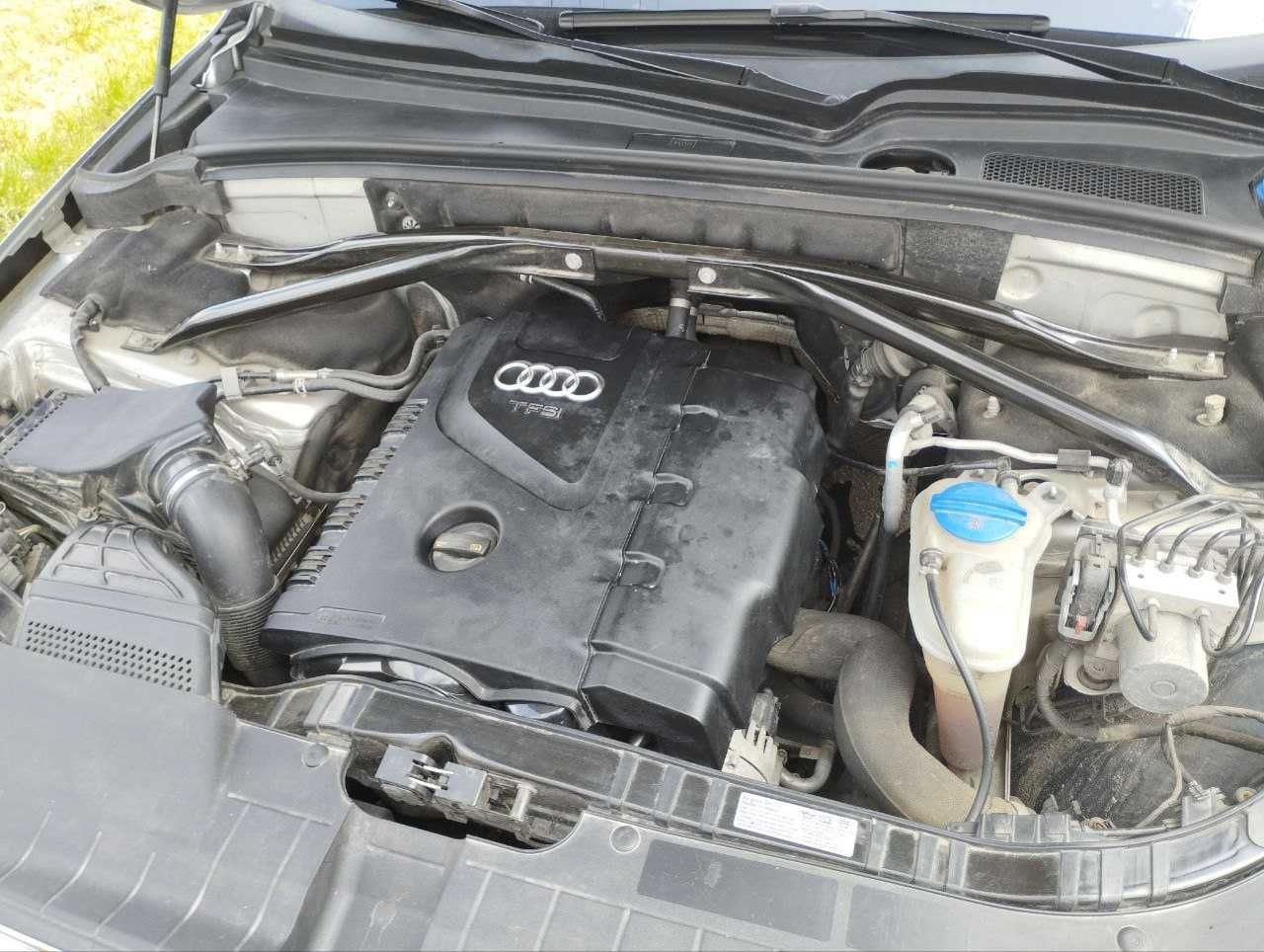 Продаю Audi Q5, 2012
