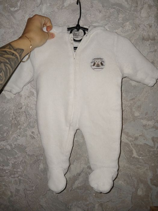 Продам детский комбинезон