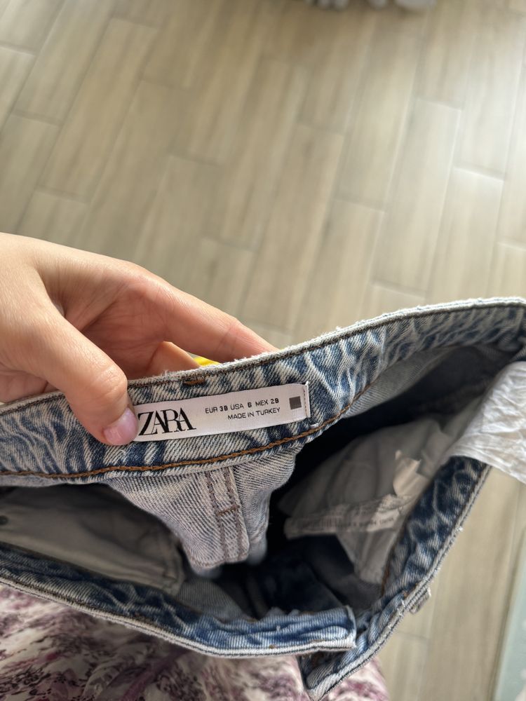 Джинси з розрізами зара zara premium 36 38 тягнуться джинс гарний