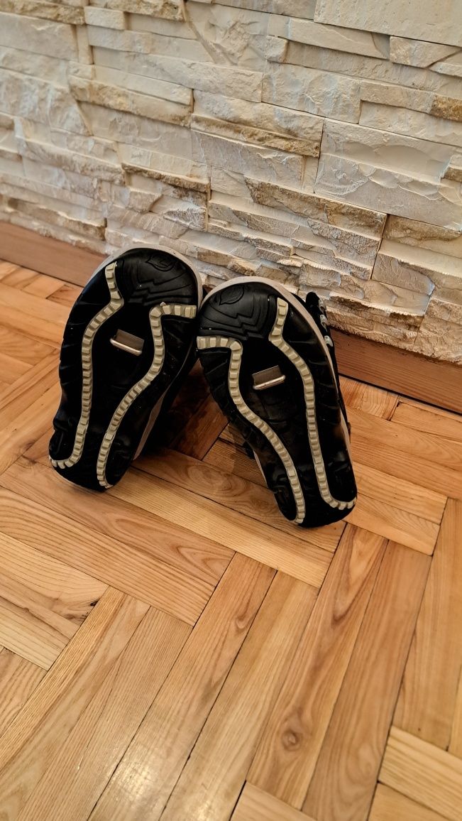Buty snowboardowe 42 step-in