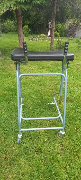 Sprzedam Chodzik dla Seniora