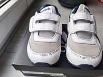 Buty niemowlece roz. 22