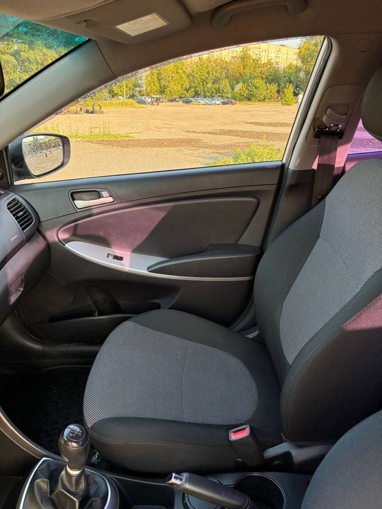HYUNDAI Accent 1.4  2012  газ/бензин