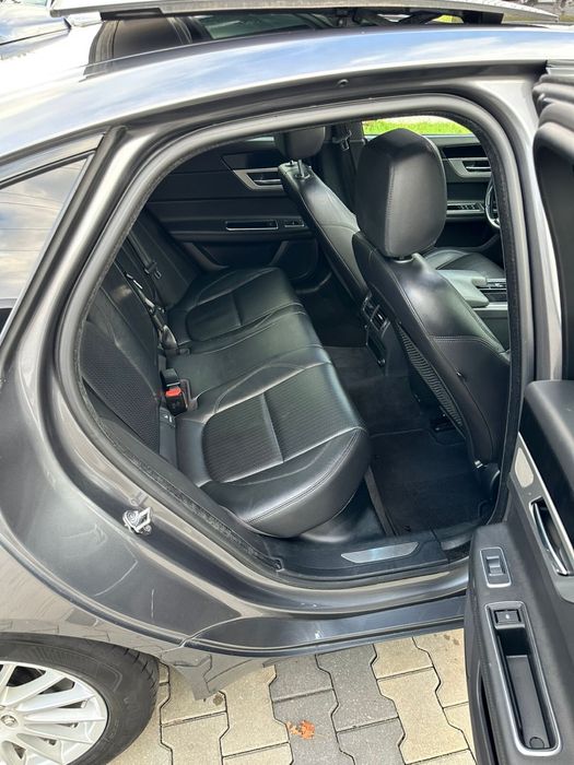 Jaguar XF R-Sport 2.0diesel 2017r automat mozliwa zamiana Bezwypadowy