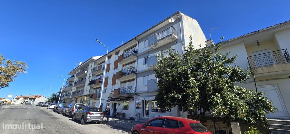 Apartamento T2 em Bragança, Sé Santa Maria e Meixedo