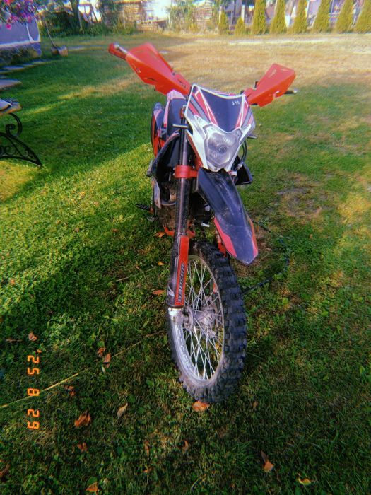 Срочно продам BSE j10, 250 куб, 26 л/с