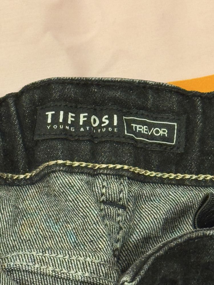 Calcas pretas Tiffosi