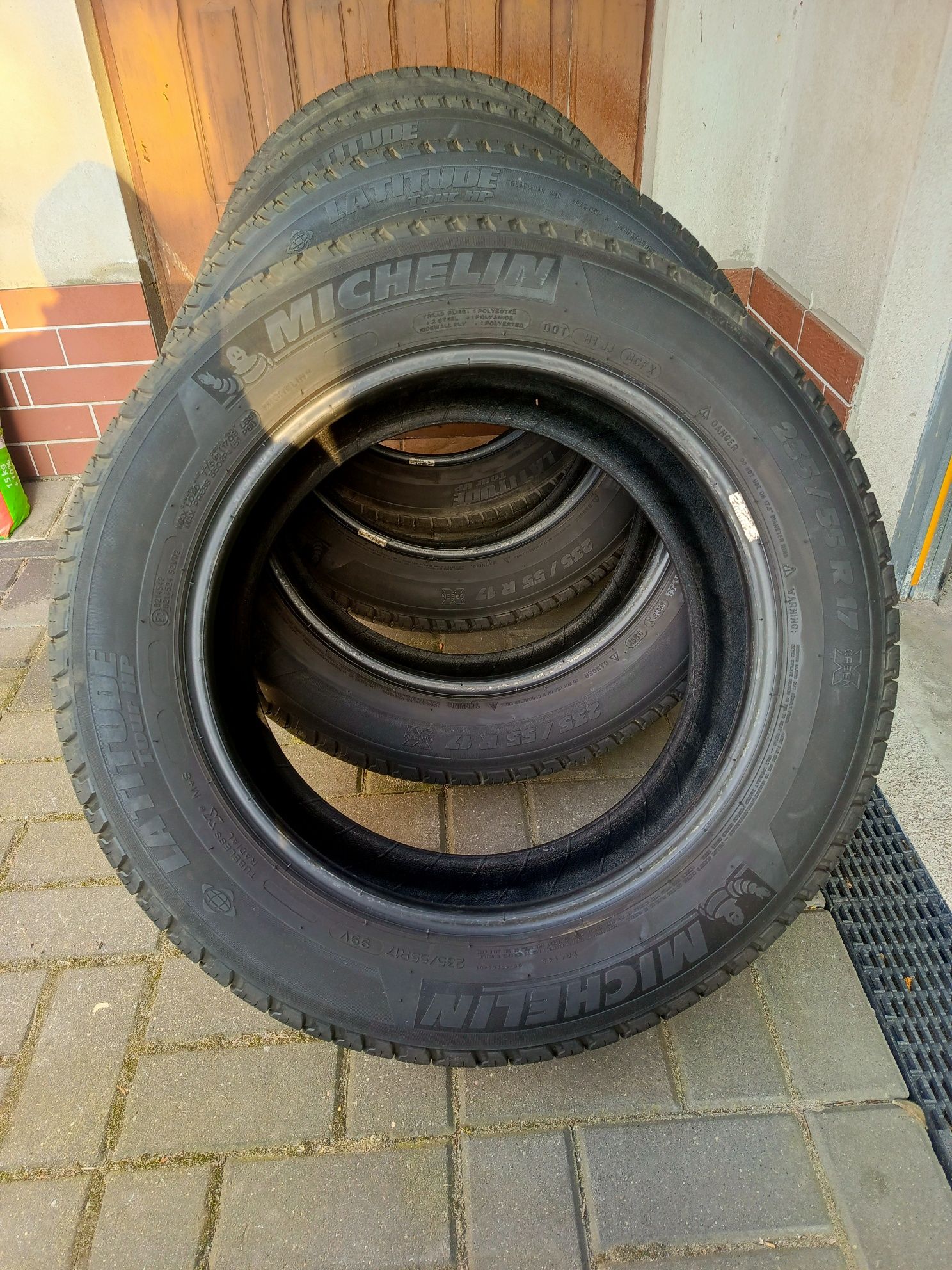 Komplet Opon Michelin Latitude Tour 235/55 R17 17cali Hp