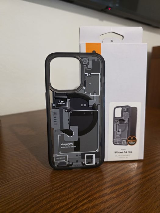Spigen Zero One iPhone 14 pro