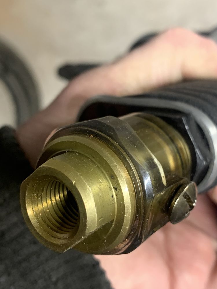 Пневмогайковерт 1/2" 542N/m TOPTUL