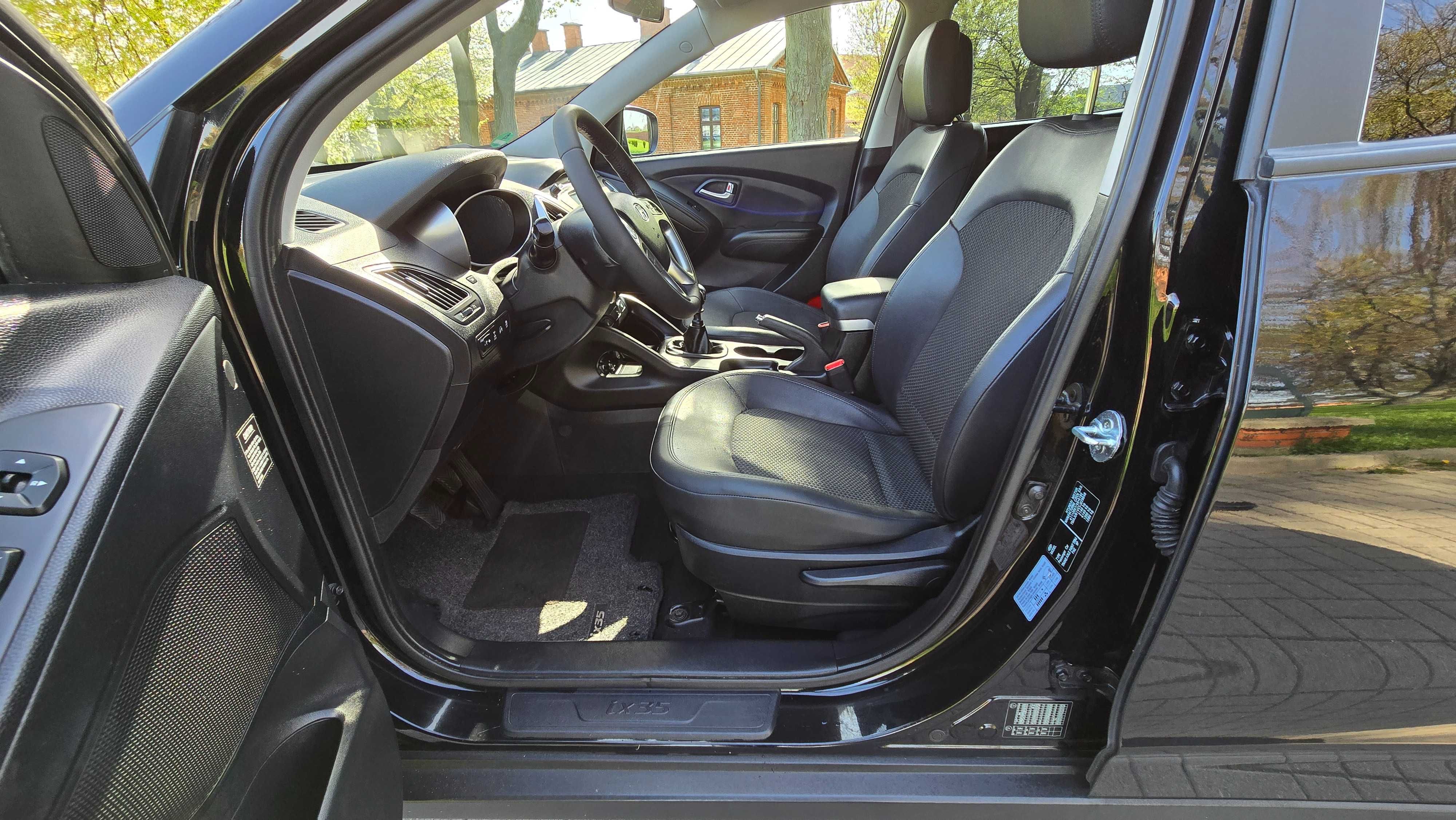 HYUNDAI ix35 2.0CRDI 136PS 4x4 1-wł. Navi Skóra Kamera PIĘKNY STAN