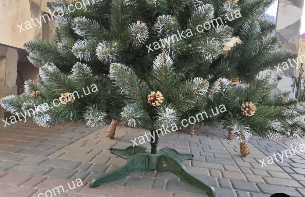 Ялинка 150 см з шишками та засніженими кінчиками
