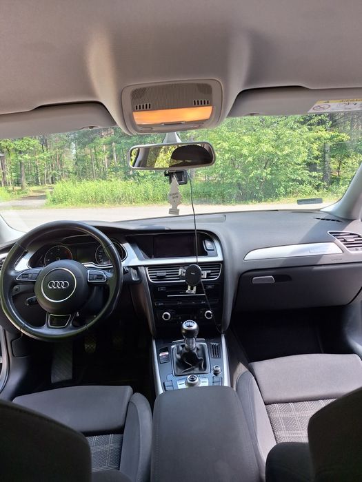 AUDI A4 B8 2.0 TDI quattro