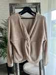 Sweter nowy beżowy new look dekolt