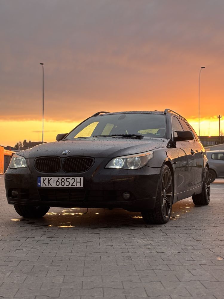 E61 530D 218KM Manual Klima HAK Felgi 19 M pakiet