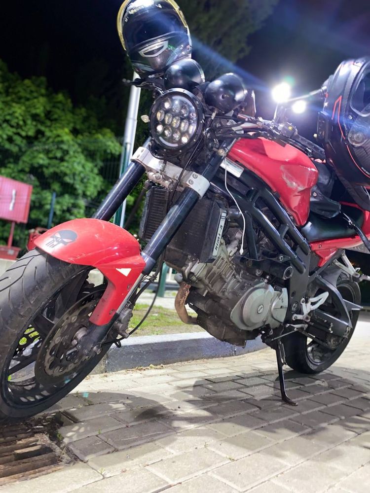 Мотоцикл Hyosung gt 650r