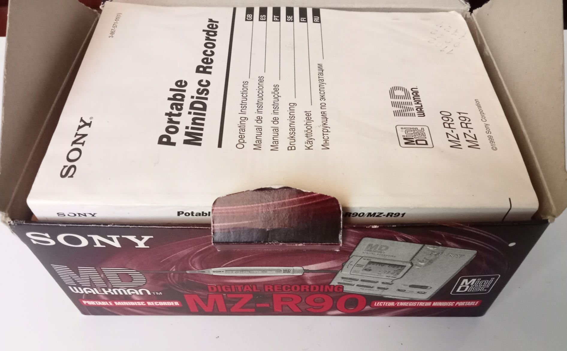 Conjunto MINIDISC MZ-R90