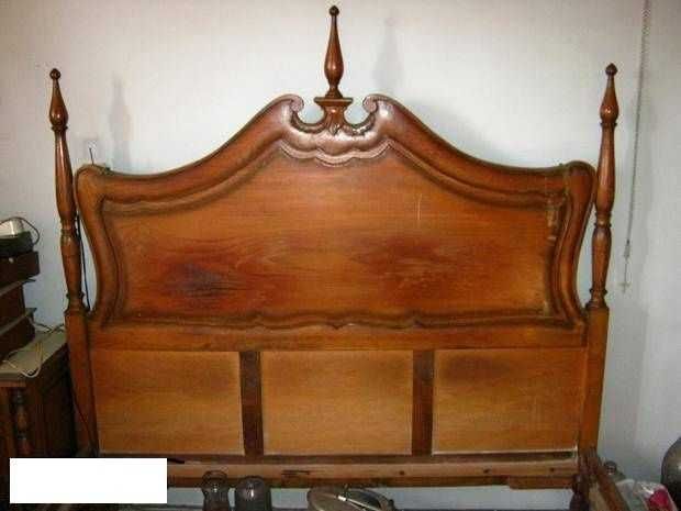 Cama de casal  antiga dos anos 60 - LIQUIDAÇÃO